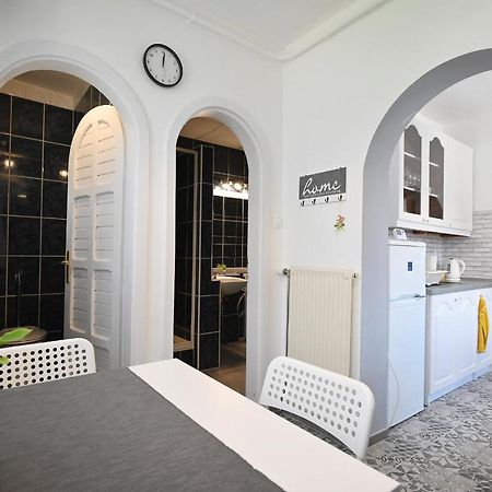 Castle Garden Apartman Eger Exterior photo